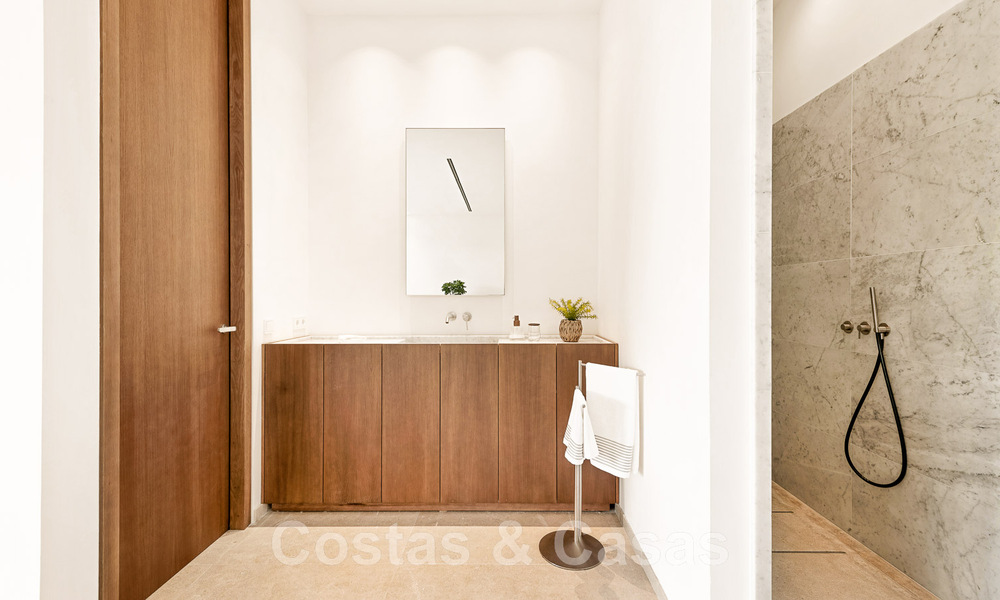 Eerstelijns golf luxevilla in een elegante moderne stijl met prachtig golf- en zeezicht te koop in Los Flamingos Golfresort in Marbella - Benahavis 48998