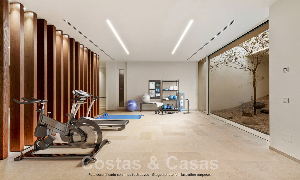 Eerstelijns golf luxevilla in een elegante moderne stijl met prachtig golf- en zeezicht te koop in Los Flamingos Golfresort in Marbella - Benahavis 49023