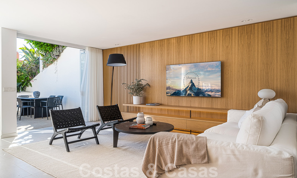 2 exclusieve appartementen te koop met een ruim terras, privézwembad en uitzicht op de La concha berg te Nueva Andalucia, Marbella 50118