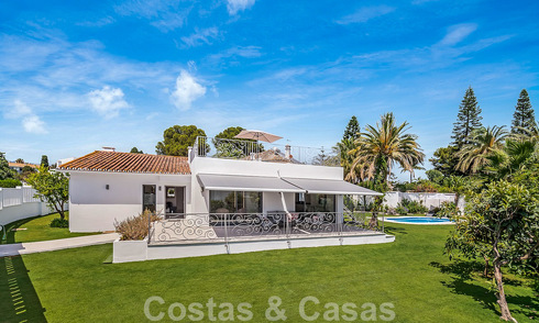 Instapklaar! Eén niveau villa te koop met 4 slaapkamers, op 400m van het strand op de New Golden Mile, Marbella - Estepona 50000