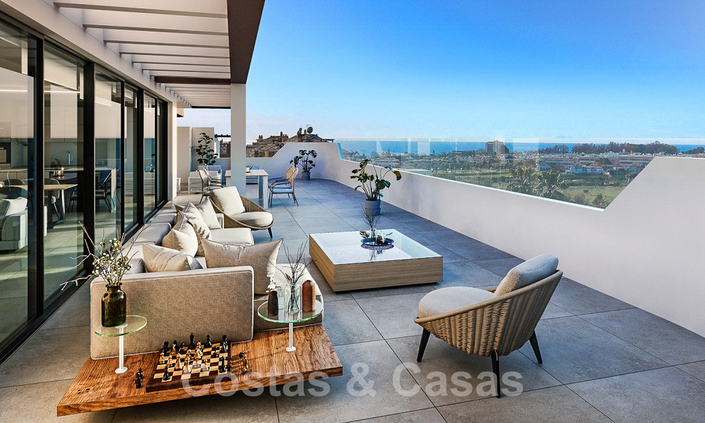 Nieuwe, luxueuze appartementen in eigentijdse stijl te koop met een ruim terras en panoramisch uitzicht op de New Golden Mile tussen Marbella en Estepona 50045