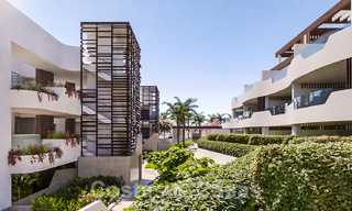 Nieuwe, luxueuze appartementen in eigentijdse stijl te koop met een ruim terras en panoramisch uitzicht op de New Golden Mile tussen Marbella en Estepona 50054 