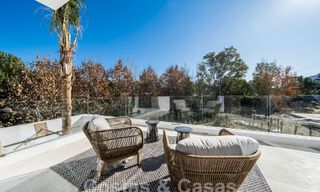 2 prestigieuze nieuwbouwvilla’s te koop op loopafstand van een schitterend golfclubhuis op de New Golden Mile, tussen Marbella en Estepona 64368 