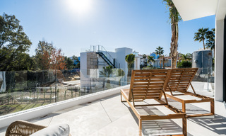 2 prestigieuze nieuwbouwvilla’s te koop op loopafstand van een schitterend golfclubhuis op de New Golden Mile, tussen Marbella en Estepona 64369 