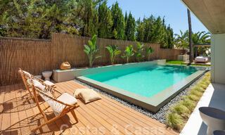 Moderne luxevilla te koop met een eigentijds design, gelegen op korte afstand van Puerto Banus, Marbella 49427 
