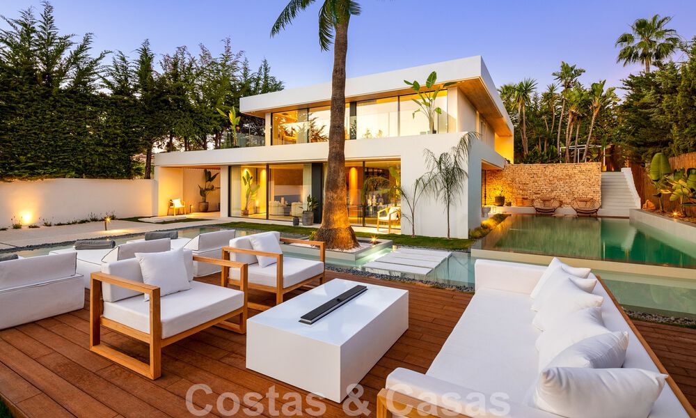 Moderne luxevilla te koop met een eigentijds design, gelegen op korte afstand van Puerto Banus, Marbella 49435