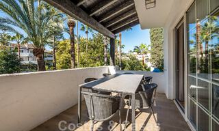 Verfijnd appartement te koop op enkele stappen van het strand, gelegen in Puente Romano op de Golden Mile in Marbella 49781 