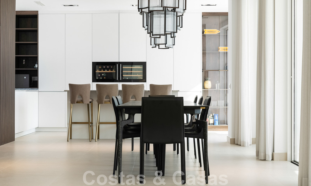 Ruime Mediterrane villa te koop gelegen in een bevoorrechte urbanisatie van Nueva Andalucia, Marbella 50559