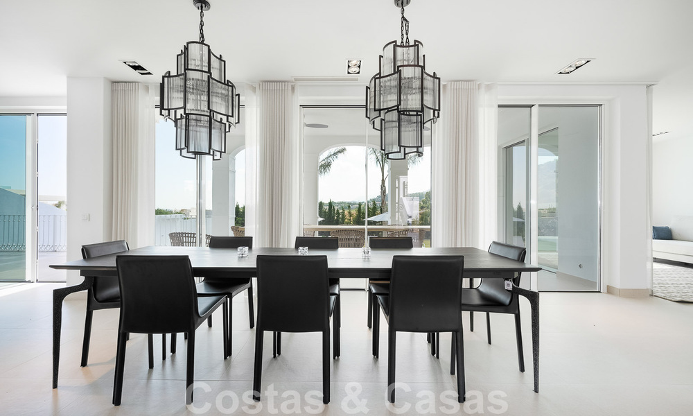 Ruime Mediterrane villa te koop gelegen in een bevoorrechte urbanisatie van Nueva Andalucia, Marbella 50561