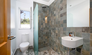 Ruime Mediterrane villa te koop gelegen in een bevoorrechte urbanisatie van Nueva Andalucia, Marbella 50564 