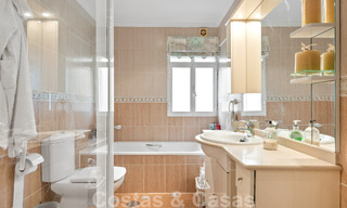 Spaans landgoed te koop op een uitgestrekt perceel gelegen in een rustige buurt op korte afstand van Estepona centrum 50897 