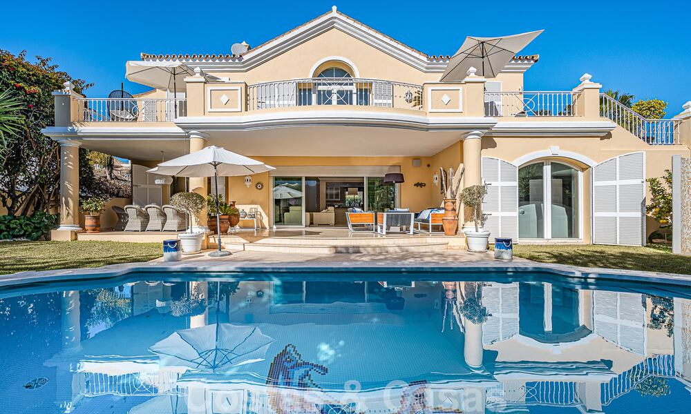 Uitmuntende luxevilla in Andalusische stijl te koop, op wandelafstand van het strand, op de Golden Mile van Marbella 50769