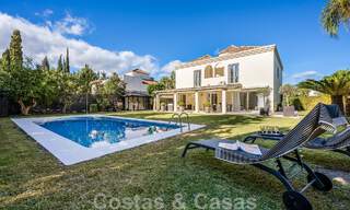 Mediterrane luxevilla te koop met 5 slaapkamers in een prestigieuze golfomgeving in Nueva Andalucia’s vallei, Marbella 50843 