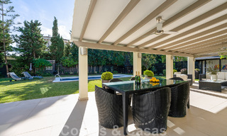 Mediterrane luxevilla te koop met 5 slaapkamers in een prestigieuze golfomgeving in Nueva Andalucia’s vallei, Marbella 50851 