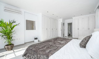 Mediterrane luxevilla te koop met 5 slaapkamers in een prestigieuze golfomgeving in Nueva Andalucia’s vallei, Marbella 50862 