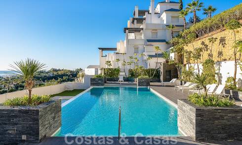 Ruim appartement te koop met ruime terrassen en een onverstoord zeezicht in Benahavis - Marbella 50695