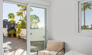 Ruim appartement te koop met ruime terrassen en een onverstoord zeezicht in Benahavis - Marbella 50708 