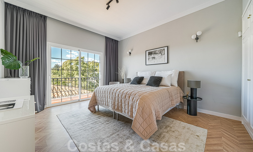 Recent gerenoveerde villa te koop, met panoramisch zeezicht gelegen in het begeerde Nueva Andalucia, Marbella 51347