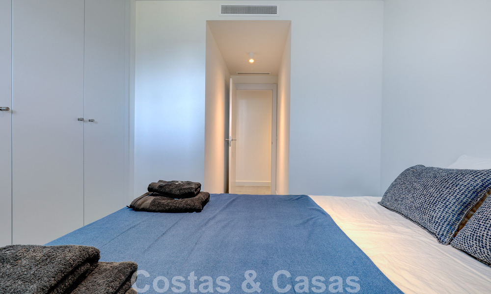 Instapklaar, modern 3-slaapkamer appartement te koop in een golfresort op de New Golden Mile, tussen Marbella en Estepona 50800