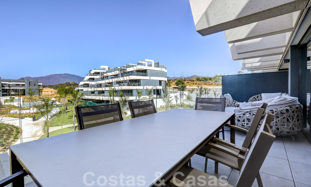 Instapklaar, modern 3-slaapkamer appartement te koop in een golfresort op de New Golden Mile, tussen Marbella en Estepona 50815