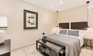 Ruim, stijlvol appartement te koop in een gated complex op eerstelijnsstrand met zeezicht, op de New Golden Mile, Marbella - Estepona 51302 