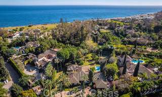 Vrijstaande luxevilla in Mediterrane stijl te koop op een steenworp van het strand en voorzieningen in het prestigieuze Guadalmina Baja te Marbella 51240 