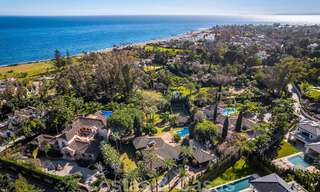 Vrijstaande luxevilla in Mediterrane stijl te koop op een steenworp van het strand en voorzieningen in het prestigieuze Guadalmina Baja te Marbella 51244 