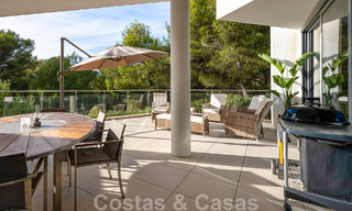 Ruime halfvrijstaande woning te koop met schitterend zeezicht, in Sierra Blanca, op de Golden Mila van Marbella 51096 