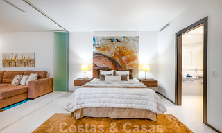 Ruime halfvrijstaande woning te koop met schitterend zeezicht, in Sierra Blanca, op de Golden Mila van Marbella 51123 