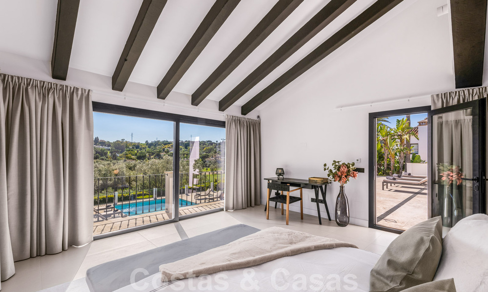 Instapklare luxevilla te koop grenzend aan de Las Brisas golfbaan, in een afgeschermde wijk in Nueva Andalucia’s golfvallei, Marbella 51454