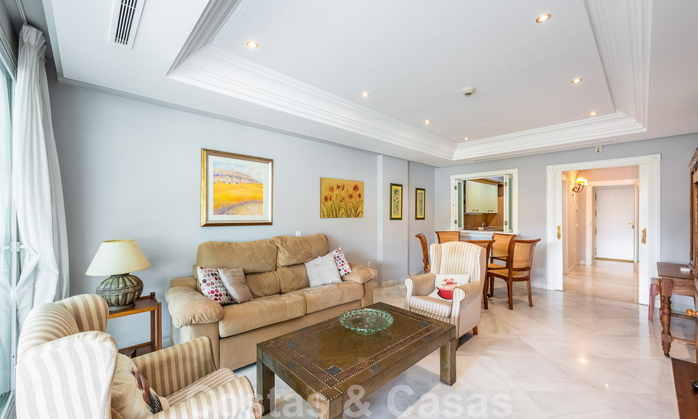 Luxe appartement in een exclusief strandcomplex op de Golden Mile aan de rand van Marbella centrum 51619