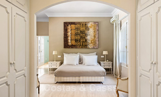 Spaanse villa te koop met Mediterrane bouwstijl en een grote tuin gelegen nabij San Pedro in Marbella - Benahavis 52509 