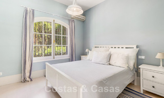 Spaanse villa te koop met Mediterrane bouwstijl en een grote tuin gelegen nabij San Pedro in Marbella - Benahavis 52513 