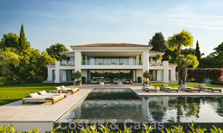 Indrukwekkende designervilla te koop, met open golf- en zeezicht, op loopafstand van de golfbaan van La Quinta Golf in Benahavis - Marbella 52641 