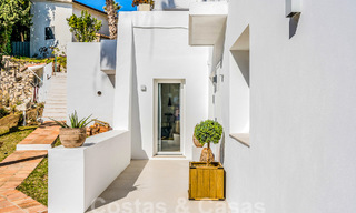 Volledig gerenoveerd appartement in een gated complex op wandelafstand van Puerto Banus, Marbella 52677 