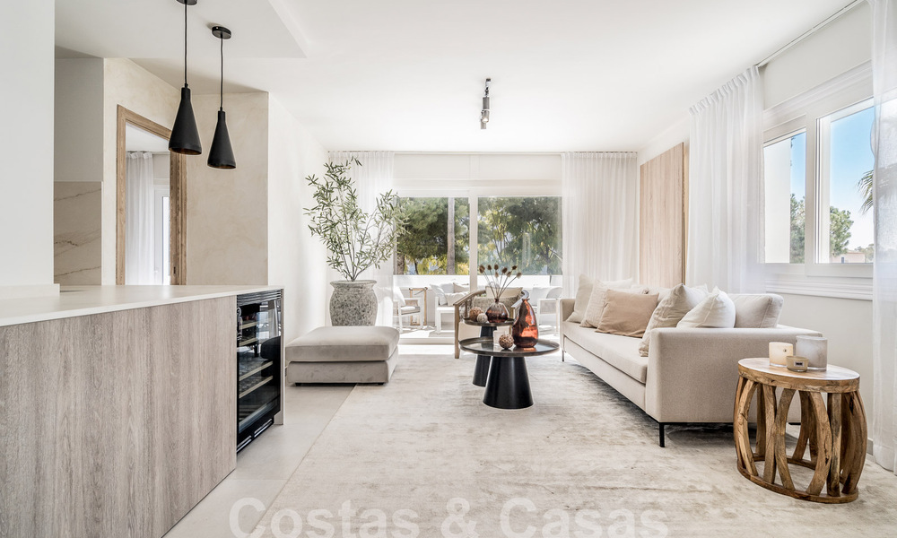 Volledig gerenoveerd appartement in een gated complex op wandelafstand van Puerto Banus, Marbella 52692