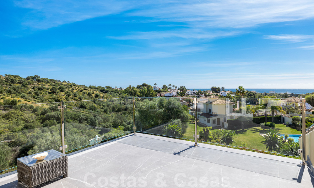 Traditionele luxevilla te koop met prachtig uitzicht op de grens van Marbella en Mijas 51741