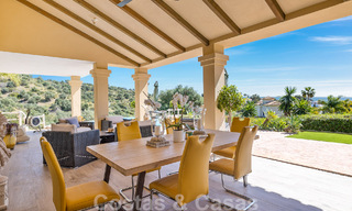 Traditionele luxevilla te koop met prachtig uitzicht op de grens van Marbella en Mijas 51751 