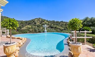Traditionele luxevilla te koop met prachtig uitzicht op de grens van Marbella en Mijas 51757 