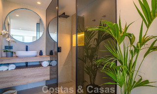 Volledig gerenoveerd modern penthouse te koop in een gated community in La Quinta, Marbella - Benahavis 51650 