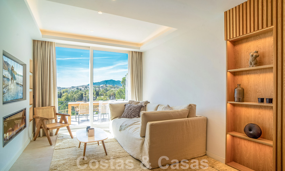 Volledig gerenoveerd modern penthouse te koop in een gated community in La Quinta, Marbella - Benahavis 51652