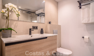 Volledig gerenoveerd modern penthouse te koop in een gated community in La Quinta, Marbella - Benahavis 51654 