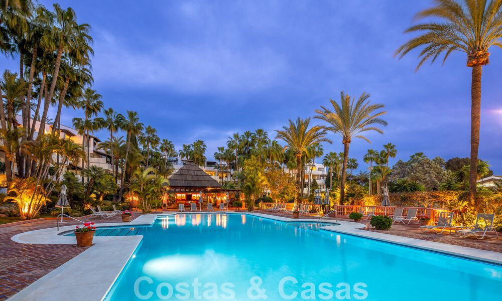 Luxueus gerenoveerd appartement te koop met 3 slaapkamers in Puente Romano op de Golden Mile, Marbella 51762