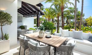 Luxueus gerenoveerd appartement te koop met 3 slaapkamers in Puente Romano op de Golden Mile, Marbella 51770 
