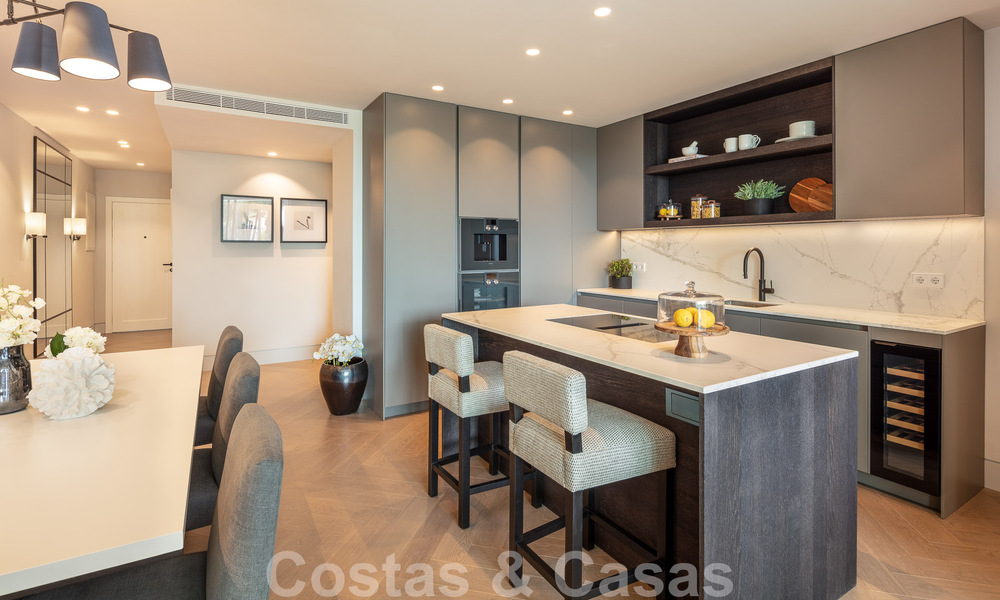 Luxueus gerenoveerd appartement te koop met 3 slaapkamers in Puente Romano op de Golden Mile, Marbella 51777
