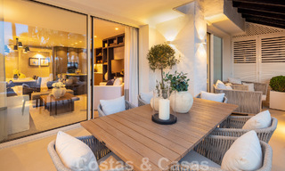 Luxueus gerenoveerd appartement te koop met 3 slaapkamers in Puente Romano op de Golden Mile, Marbella 51779 