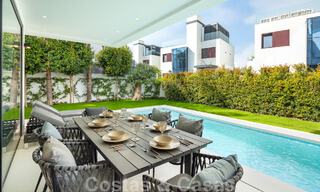 Instapklare, moderne luxevilla te koop, beachside Golden Mile, Marbella 51782 