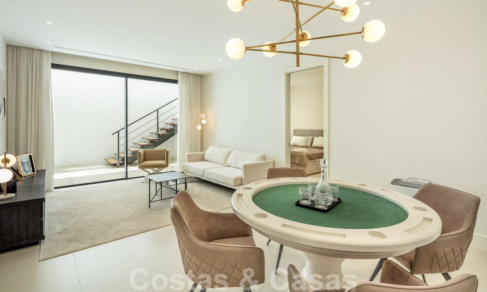 Instapklare, moderne luxevilla te koop, beachside Golden Mile, Marbella 51796
