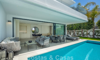 Instapklare, moderne luxevilla te koop, beachside Golden Mile, Marbella 51801 