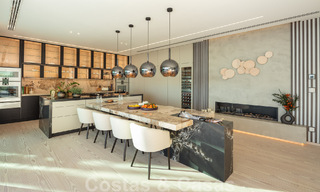 Instapklare. Exclusieve, nieuwe villa met onbelemmerd zeezicht te koop, gelegen in een beveiligde wijk in La Quinta, Marbella - Benahavis 51839 